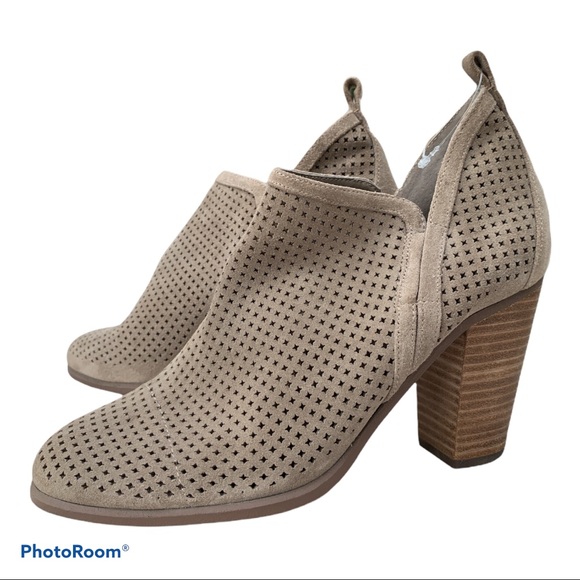 Vince Camuto Shoes - Vince Camuto perforated suede booties